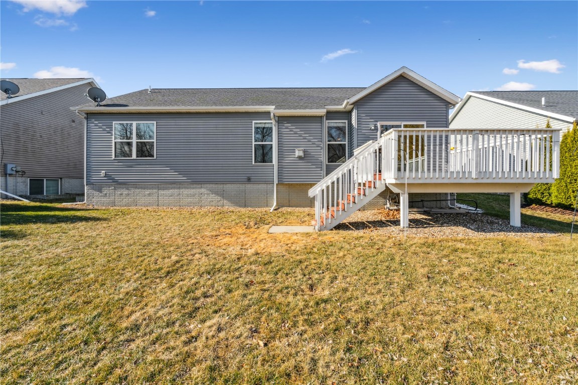 8702 Grand Oaks Drive NE Cedar Rapids IA 52402