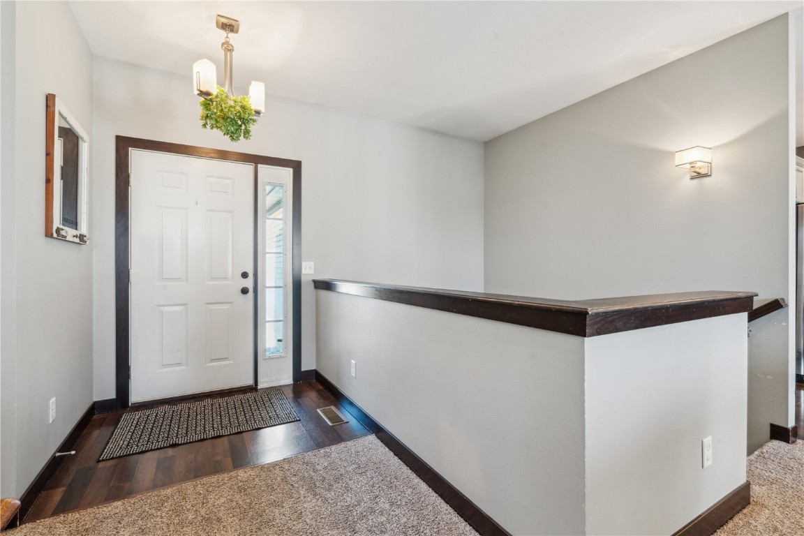 8702 Grand Oaks Drive NE Cedar Rapids IA 52402