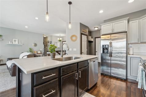 8702 Grand Oaks Drive NE Cedar Rapids IA 52402