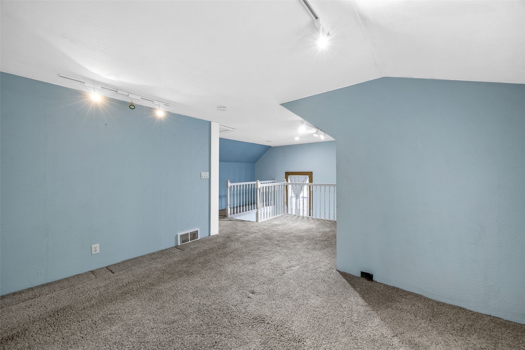 2004 C Street SW Cedar Rapids IA 52404