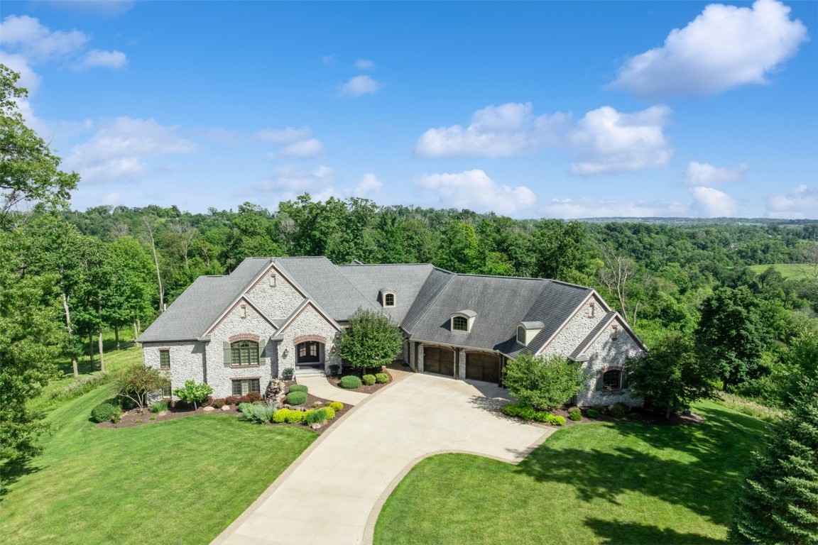 1702 Timber Wolf Trail SE Cedar Rapids IA 52403