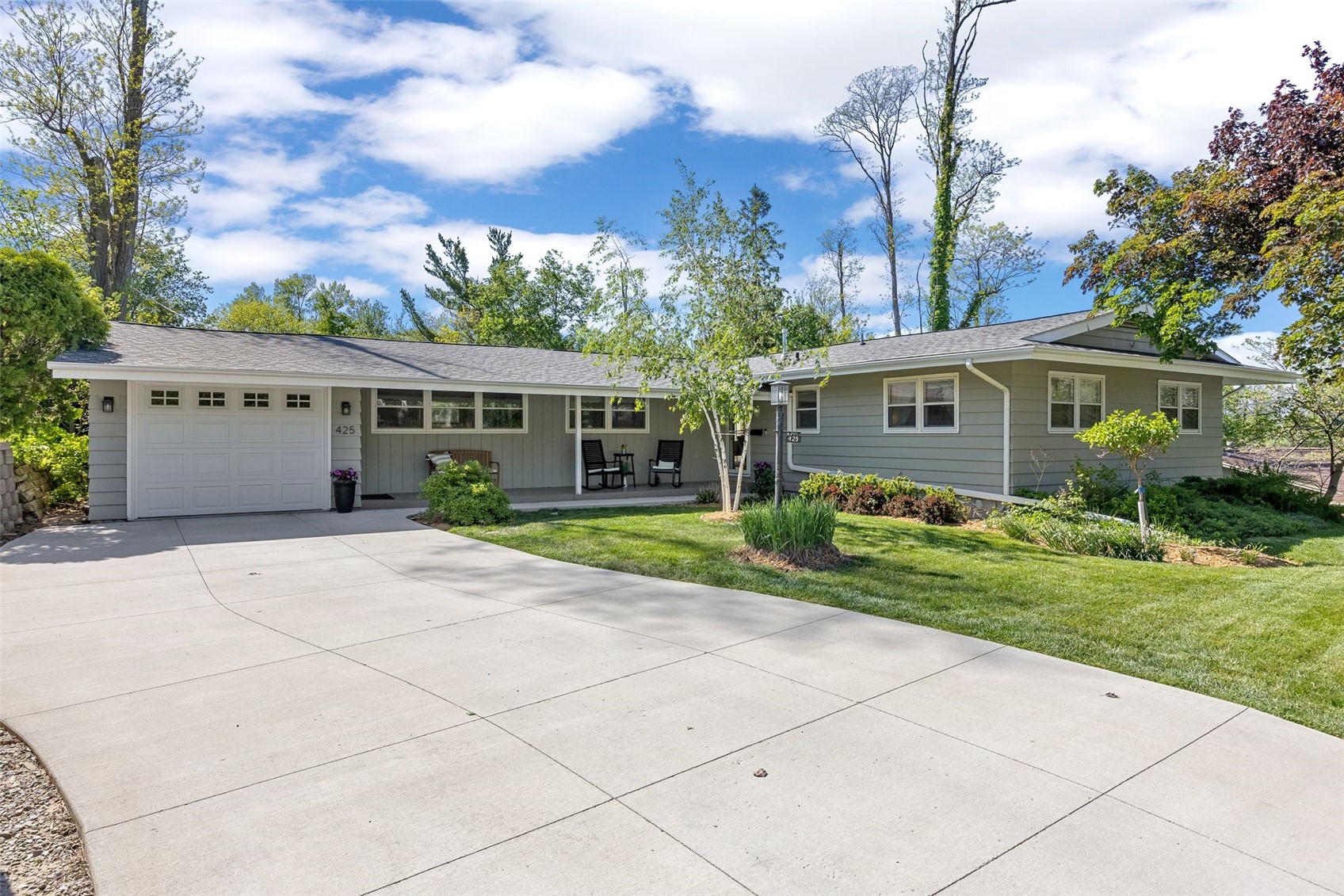 425 Red Fox Road SE Cedar Rapids IA 52403