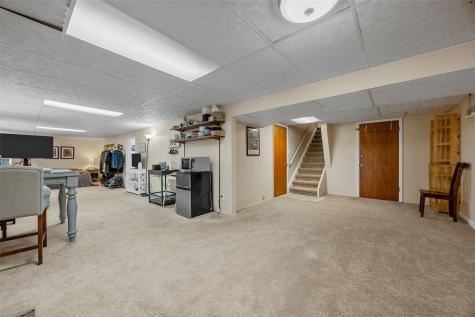 425 Red Fox Road SE Cedar Rapids IA 52403
