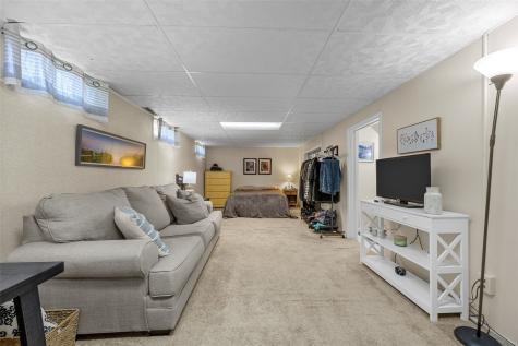 425 Red Fox Road SE Cedar Rapids IA 52403