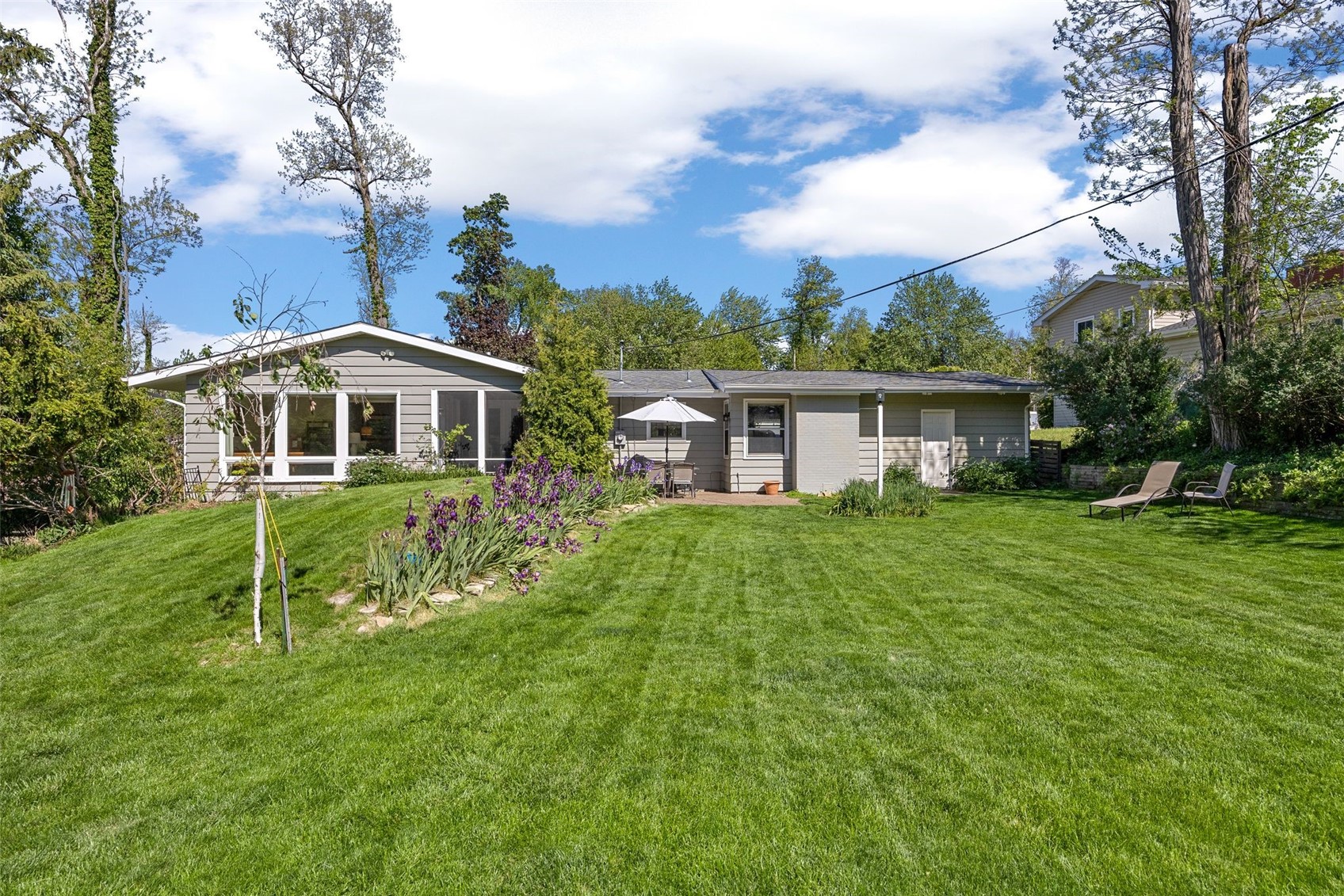 425 Red Fox Road SE Cedar Rapids IA 52403