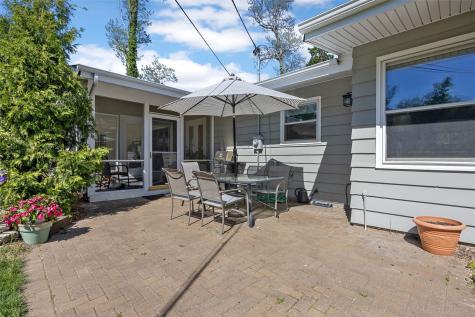 425 Red Fox Road SE Cedar Rapids IA 52403