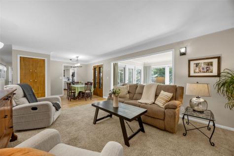425 Red Fox Road SE Cedar Rapids IA 52403