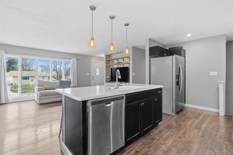 1634 24th Street NW Cedar Rapids IA 52405