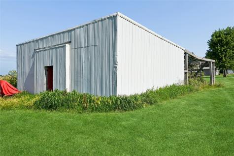 7771 13th Avenue Drive Belle Plaine IA 52208