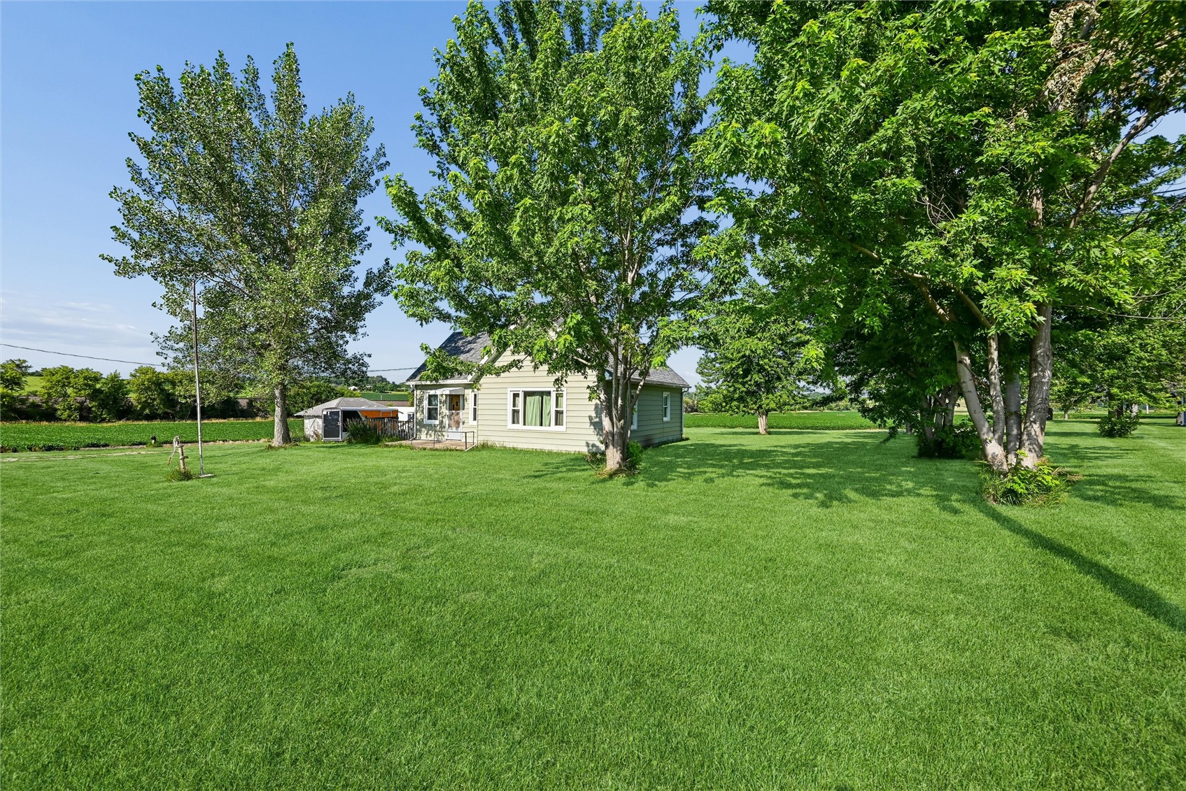 7771 13th Avenue Drive Belle Plaine IA 52208