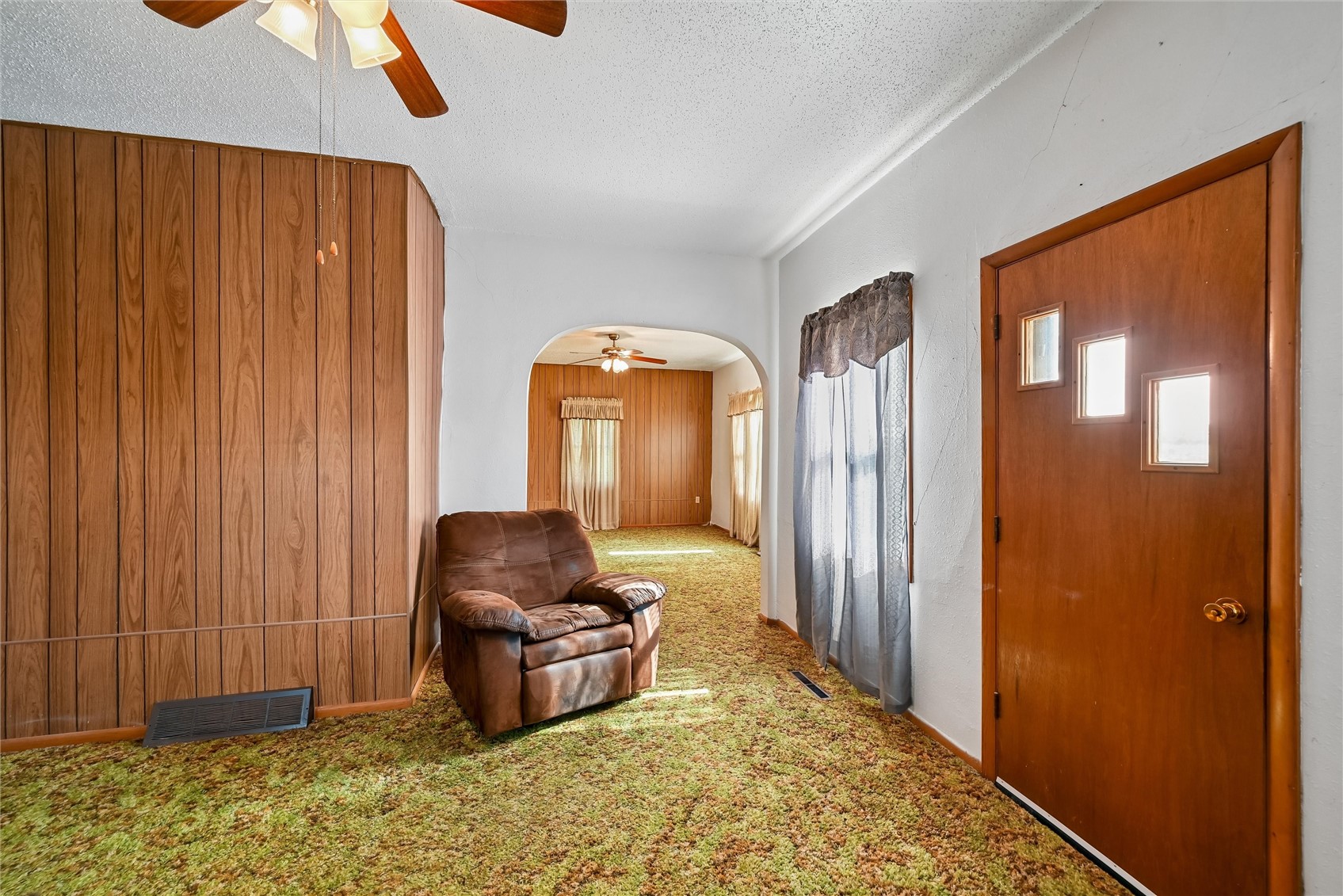 7771 13th Avenue Drive Belle Plaine IA 52208