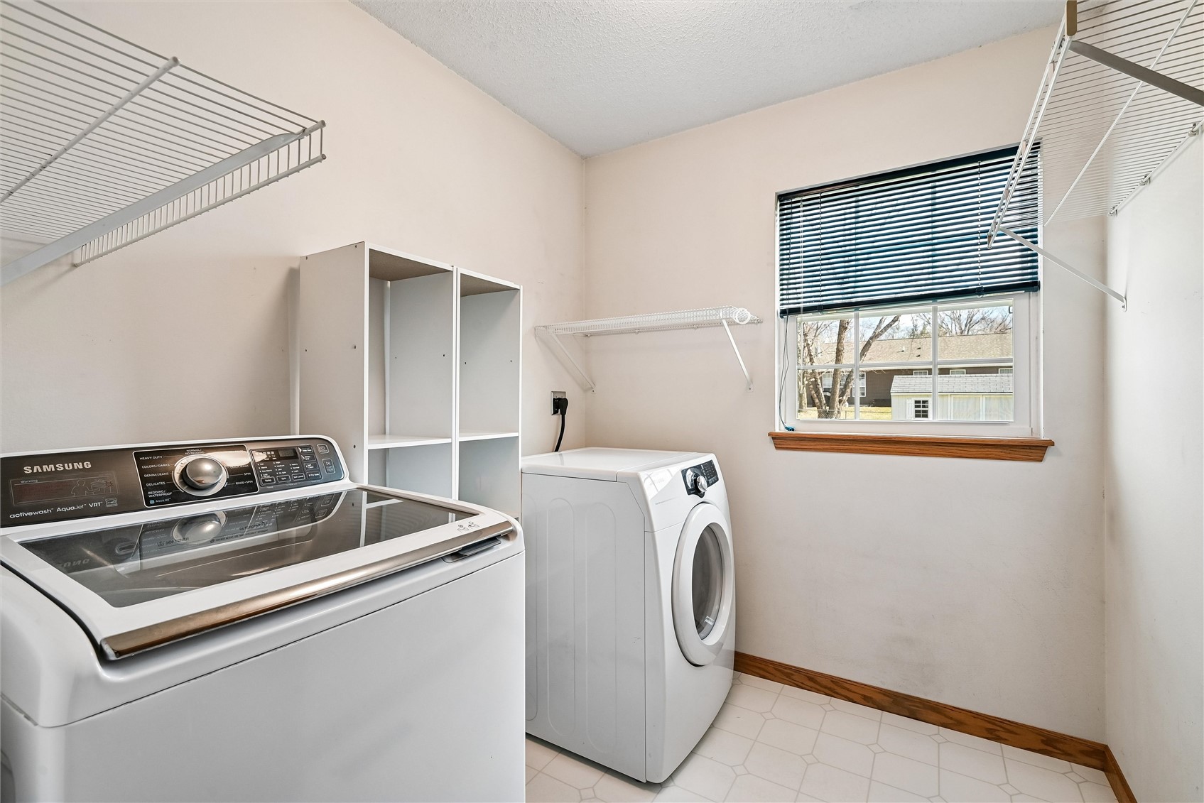 7822 Foxfield Drive NE Cedar Rapids IA 52402