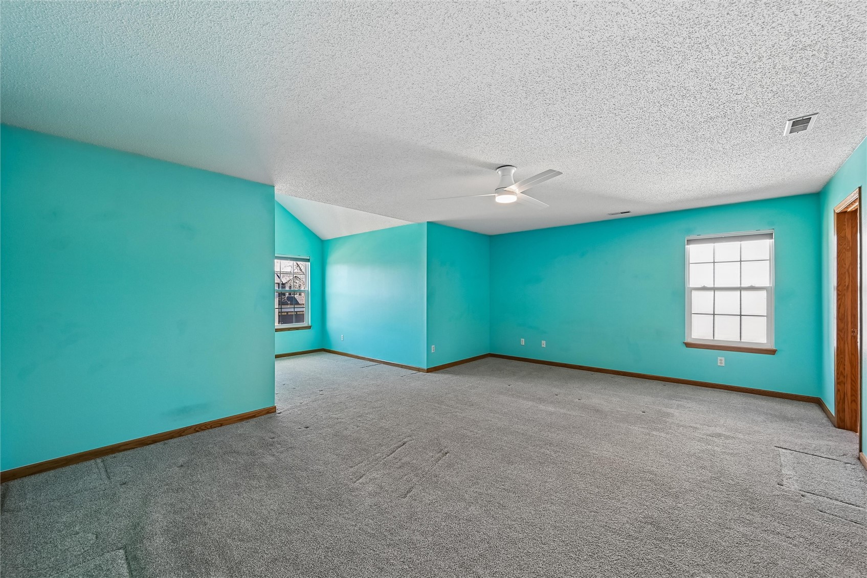 7822 Foxfield Drive NE Cedar Rapids IA 52402