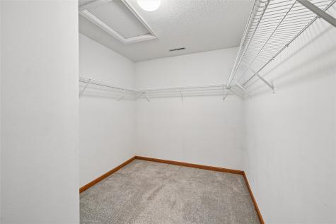 7822 Foxfield Drive NE Cedar Rapids IA 52402