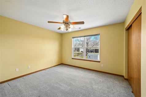 7822 Foxfield Drive NE Cedar Rapids IA 52402