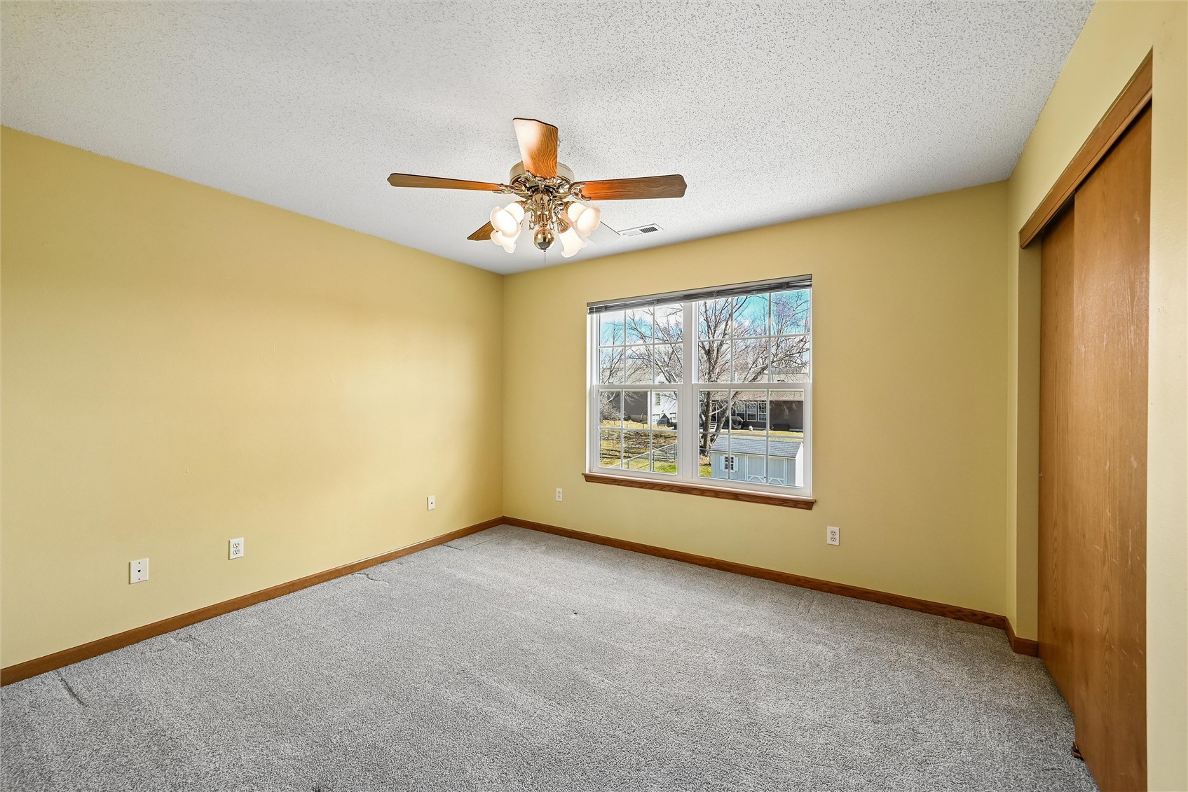 7822 Foxfield Drive NE Cedar Rapids IA 52402