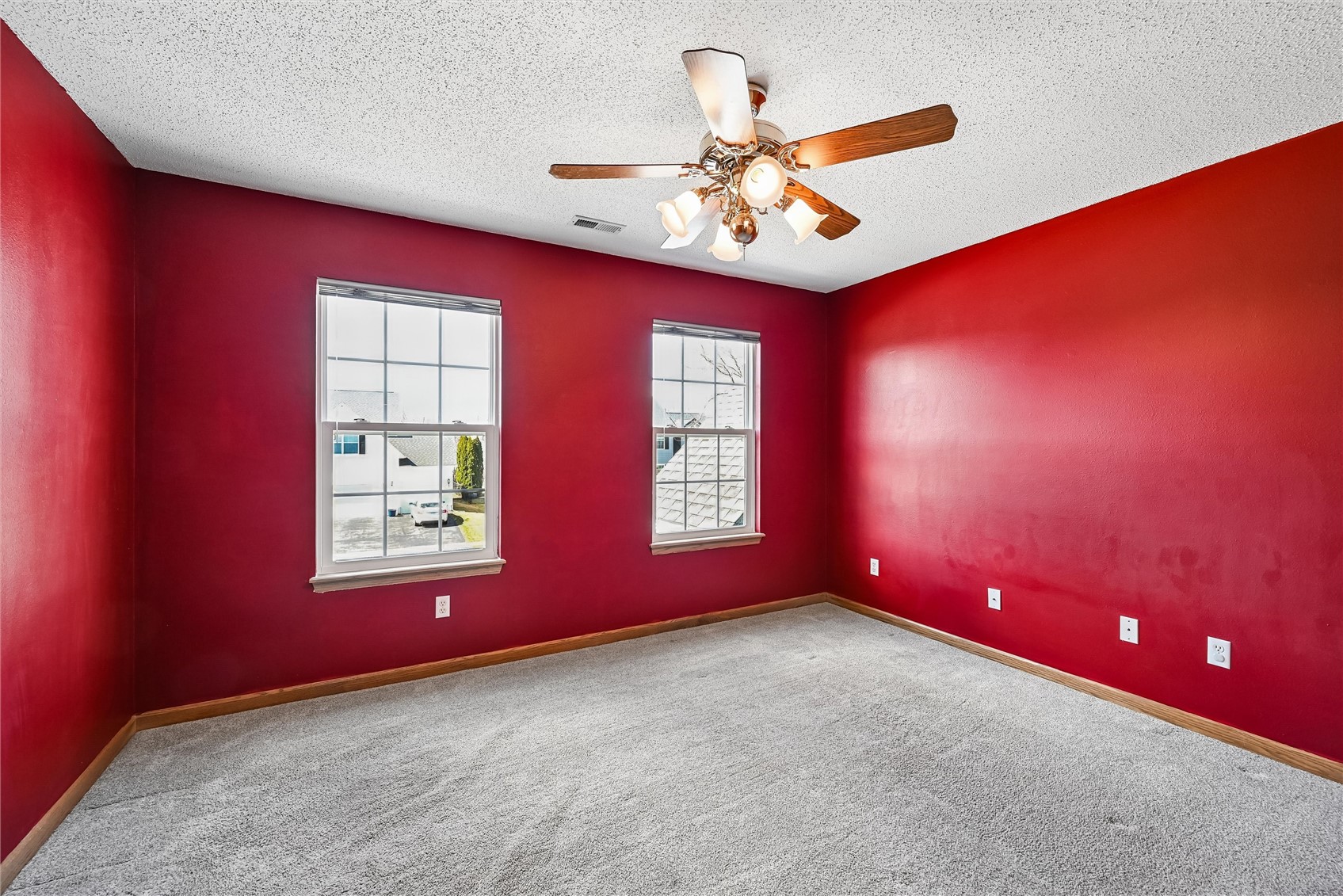 7822 Foxfield Drive NE Cedar Rapids IA 52402