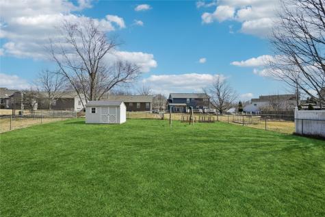 7822 Foxfield Drive NE Cedar Rapids IA 52402