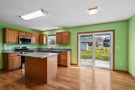 7822 Foxfield Drive NE Cedar Rapids IA 52402