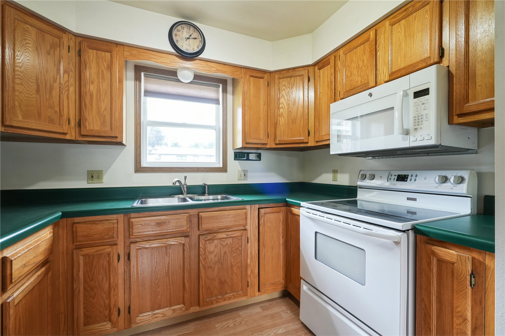 506 W 2nd Street Mechanicsville IA 52306