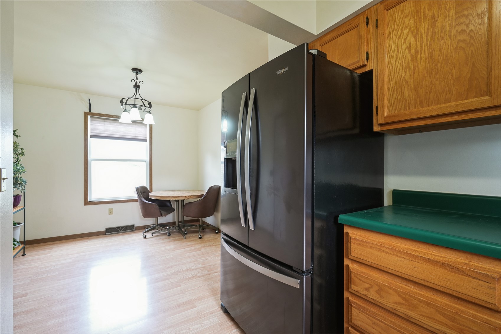 506 W 2nd Street Mechanicsville IA 52306