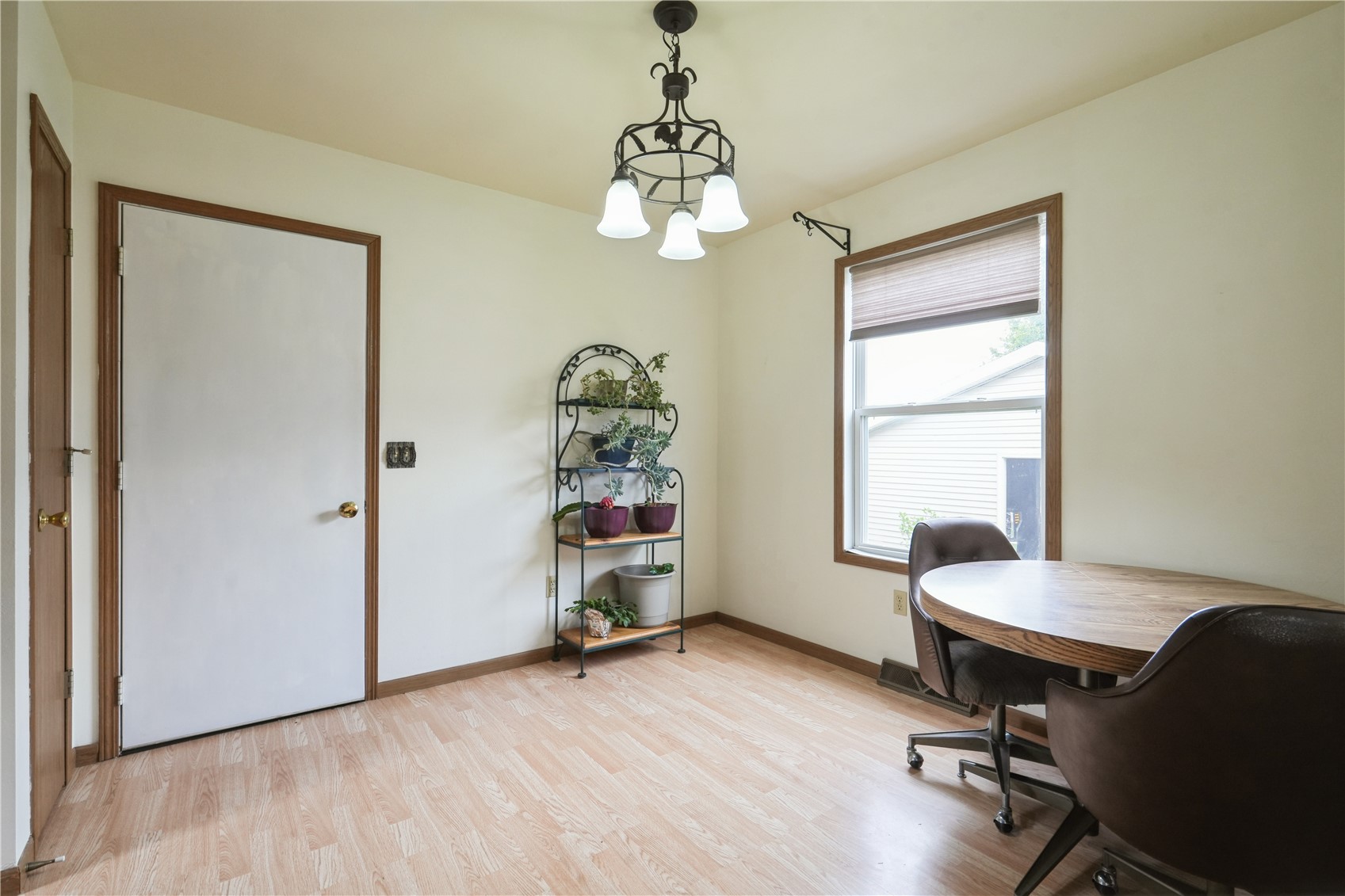 506 W 2nd Street Mechanicsville IA 52306