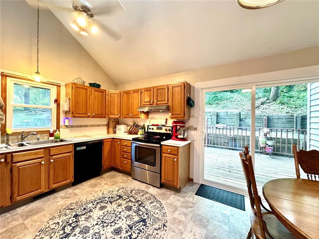 3200 Timber Valley Court NE Cedar Rapids IA 52402