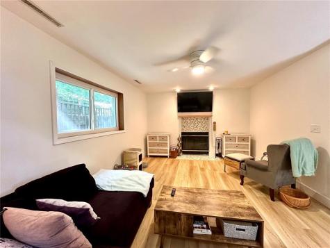 3200 Timber Valley Court NE Cedar Rapids IA 52402