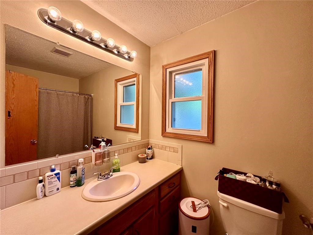 3200 Timber Valley Court NE Cedar Rapids IA 52402
