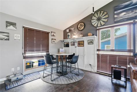 2447 Lauren Drive SW Cedar Rapids IA 52404
