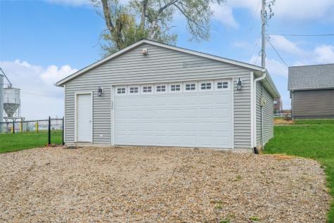 78 2nd Avenue Atkins IA 52206