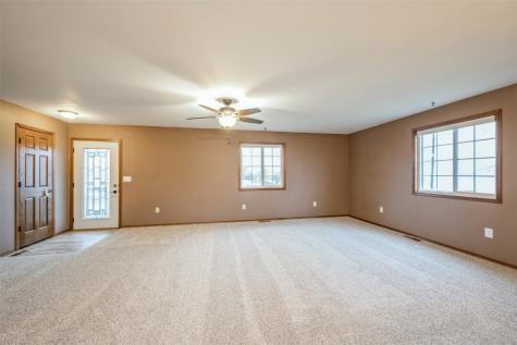 78 2nd Avenue Atkins IA 52206