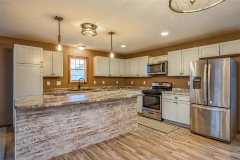 78 2nd Avenue Atkins IA 52206