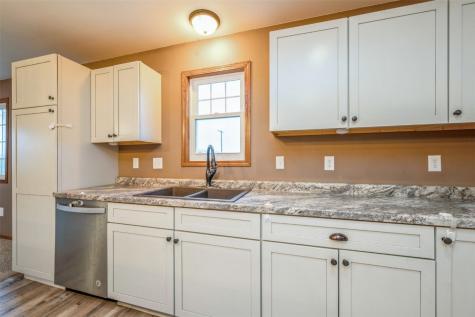 78 2nd Avenue Atkins IA 52206