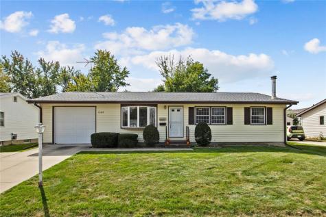 1065 W 10th Avenue Marion IA 52302