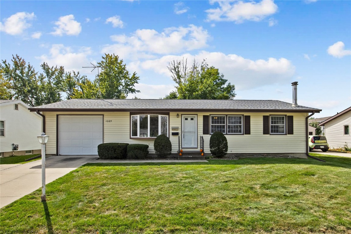 1065 W 10th Avenue Marion IA 52302