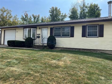 1065 W 10th Avenue Marion IA 52302