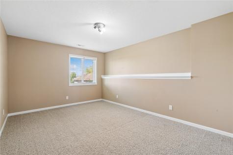 5012 Hay Field Court SW Cedar Rapids IA 52404