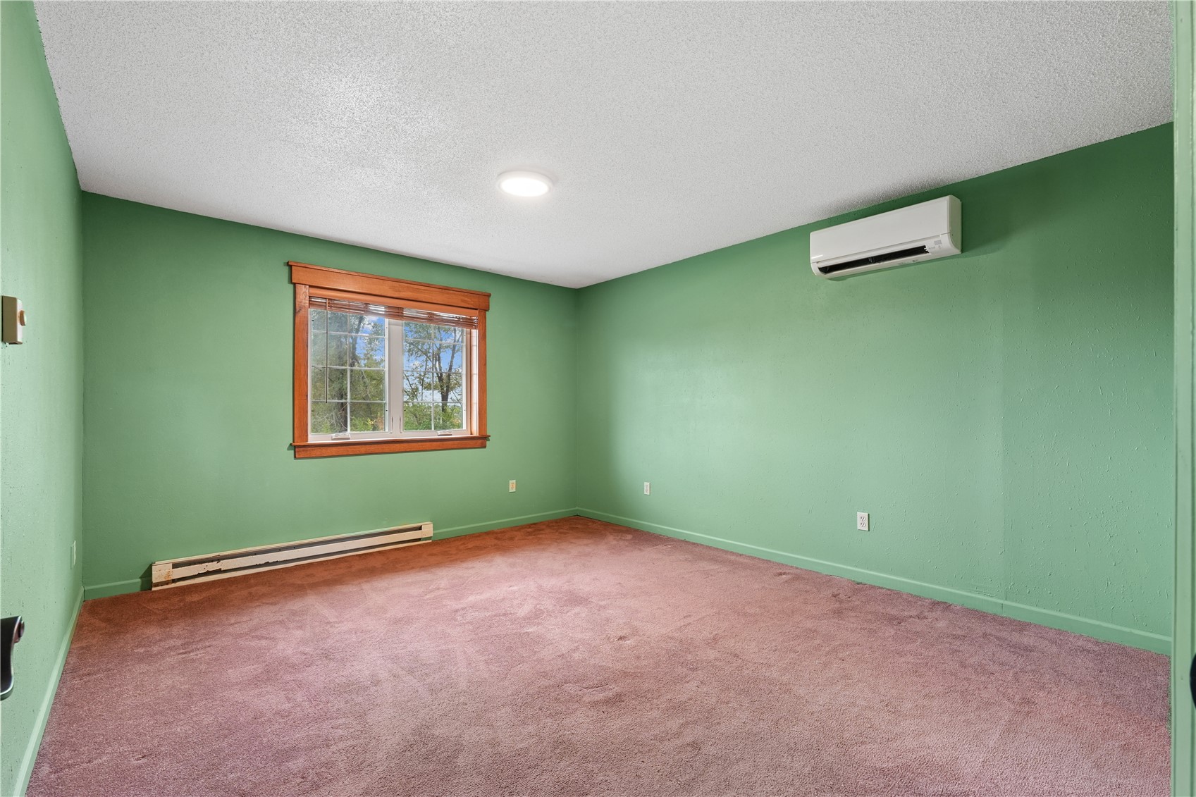2093 Wapsie Y Road Coggon IA 52213