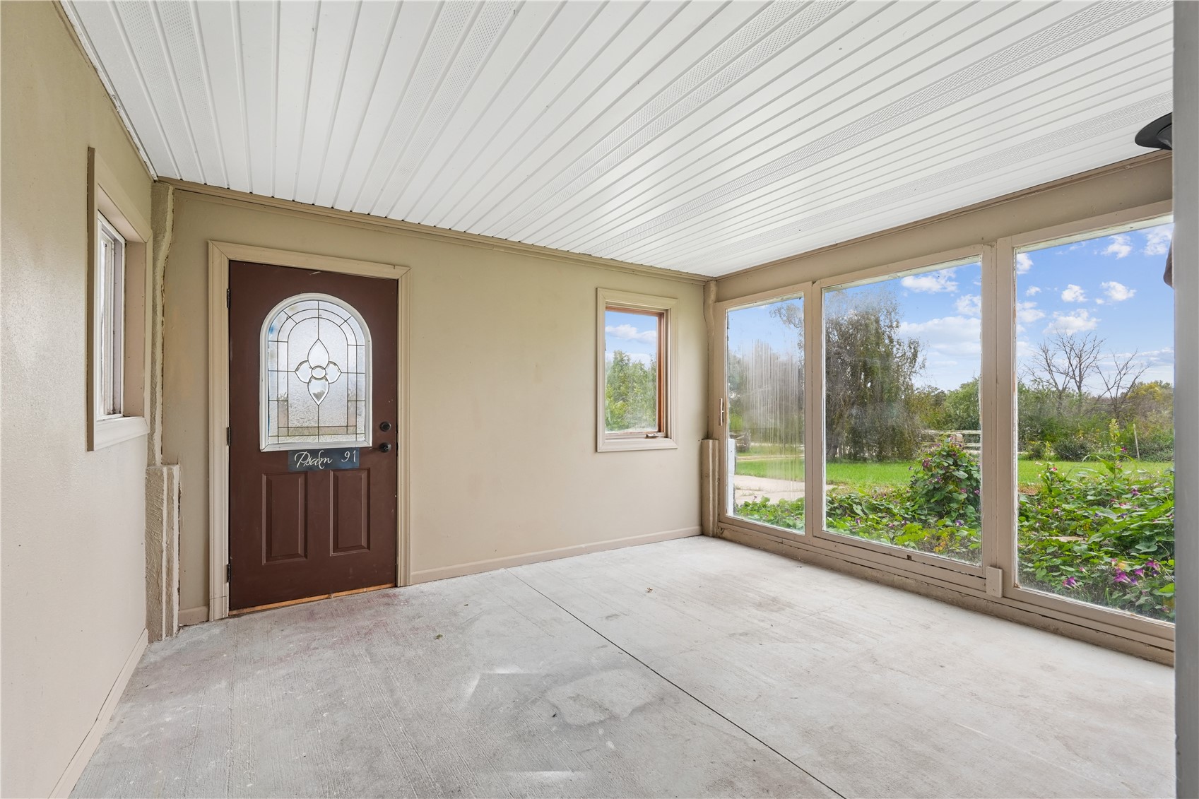 2093 Wapsie Y Road Coggon IA 52213