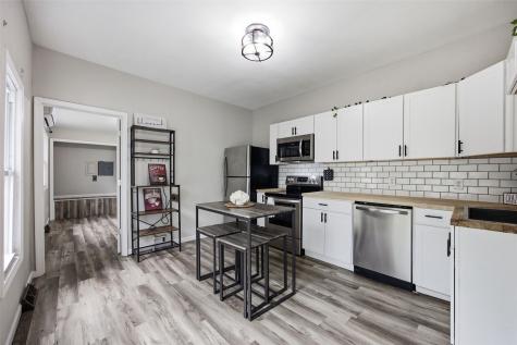258 12th Street NW Cedar Rapids IA 52405