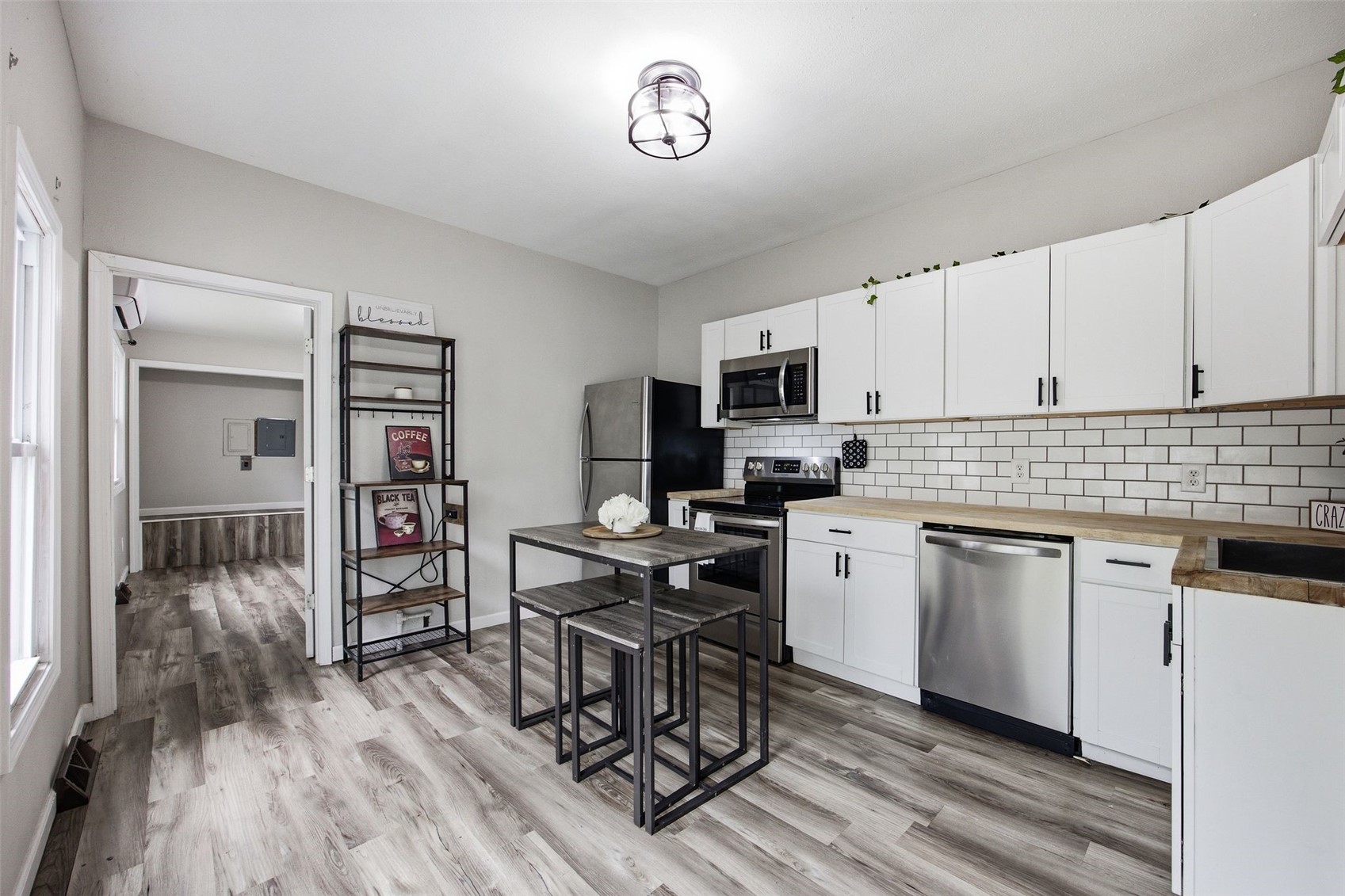 258 12th Street NW Cedar Rapids IA 52405