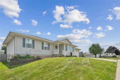 2205 Daleview Drive Marion IA 52302