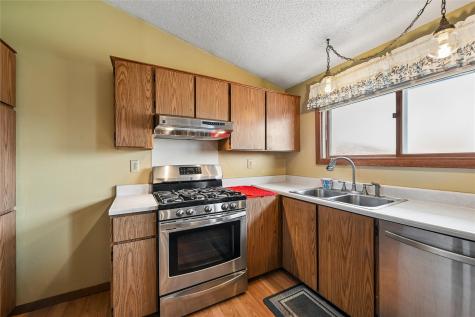103 Walnut Street Van Horne IA 52346
