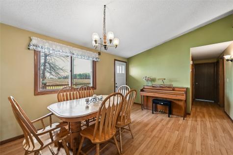 103 Walnut Street Van Horne IA 52346