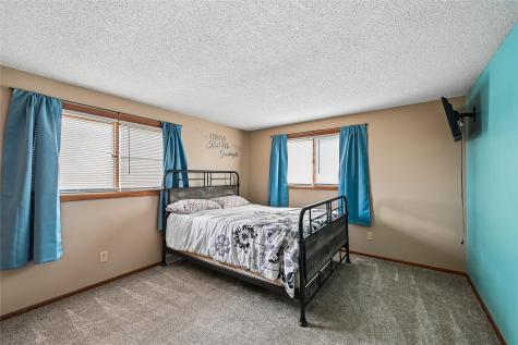 103 Walnut Street Van Horne IA 52346