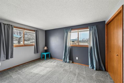 103 Walnut Street Van Horne IA 52346