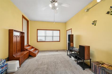 103 Walnut Street Van Horne IA 52346