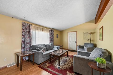 103 Walnut Street Van Horne IA 52346