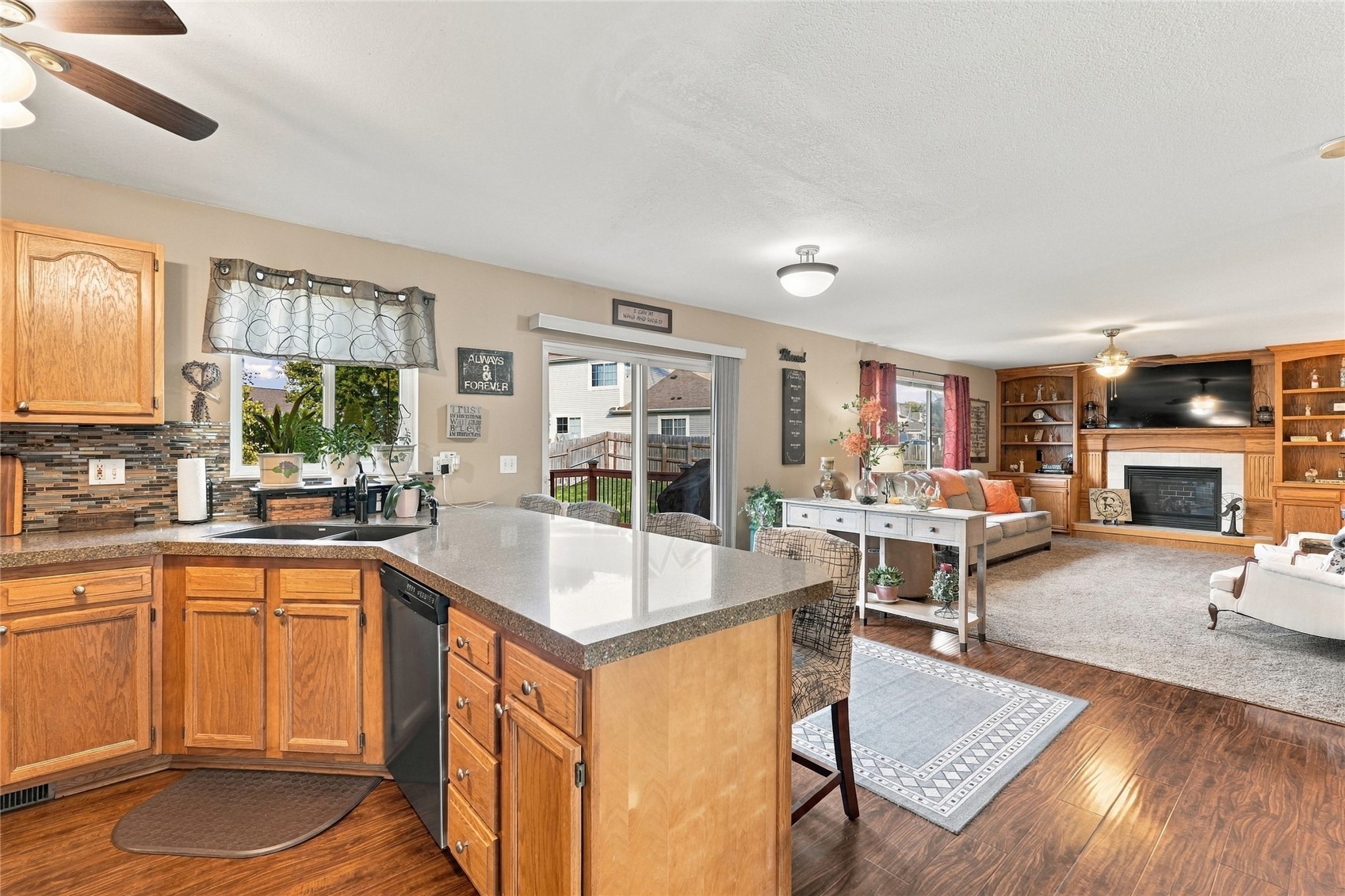 3045 Oxford Street Marion IA 52302